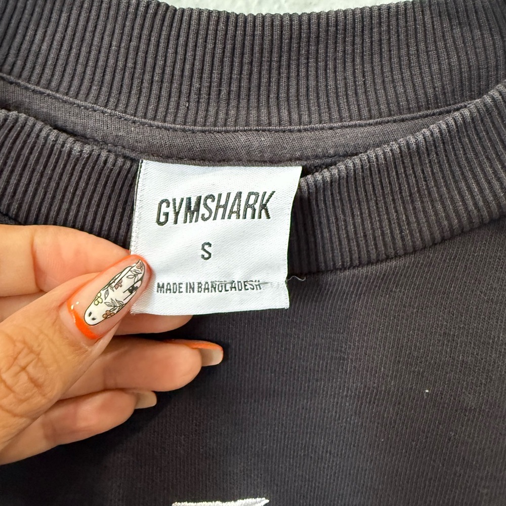 Gymshark Black Cropped Sweatshirt size small - Picture 4 of 4